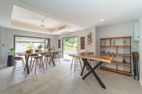 Villa in Ko Samui, Thailand 4 bedrooms № 154218 - photo 20