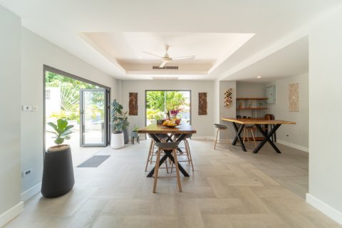 Villa in Ko Samui, Thailand 4 bedrooms № 154218 - photo 19