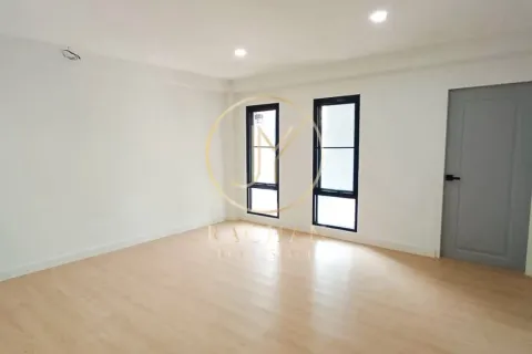 Таунхаус в Нонтхабури, Таиланд с 4 спальнями  № 160451 - фото 13