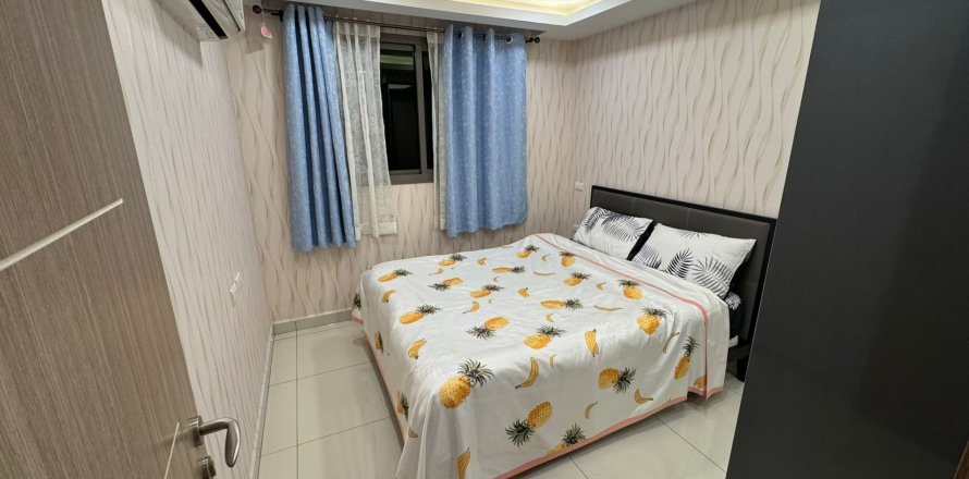 Condo in Pattaya, Thailand, 2 bedrooms  № 160447