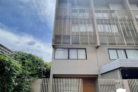 Townhouse in Pak Kret, Thailand 3 bedrooms № 160445