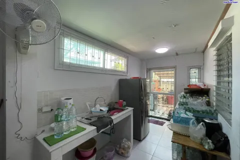 House in Bang Bua Thong, Thailand 3 bedrooms № 160446 - photo 6