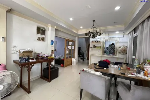 House in Bang Bua Thong, Thailand 3 bedrooms № 160446 - photo 4