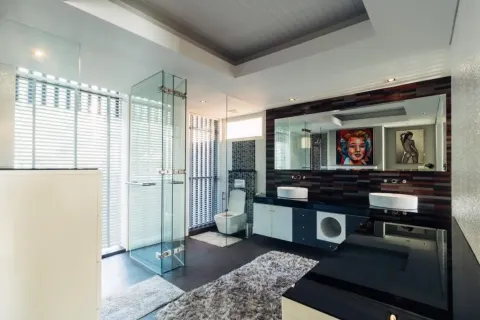 Villa in Kathu, Thailand 3 bedrooms № 157304 - photo 16