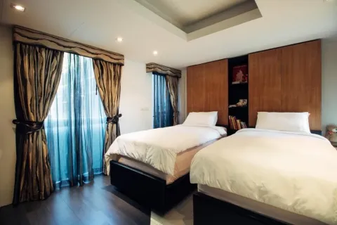 Villa in Kathu, Thailand 3 bedrooms № 157304 - photo 18