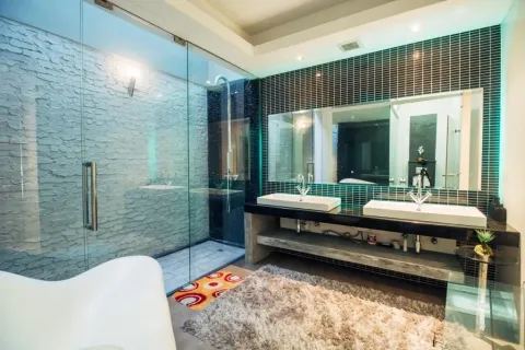 Villa in Kathu, Thailand 3 bedrooms № 157304 - photo 26