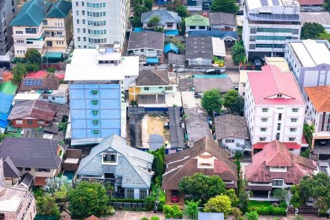 Land in Watthana, Bangkok, Thailand 384 sq.m. № 157305 - photo 4