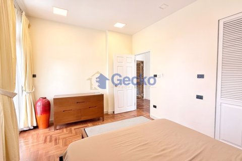 House in Pattaya, Thailand 3 bedrooms № 196210 - photo 13