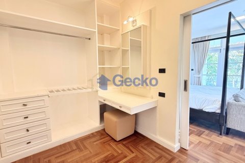 House in Pattaya, Thailand 3 bedrooms № 196210 - photo 19