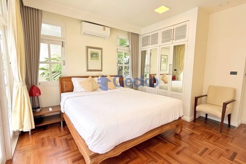 House in Pattaya, Thailand 3 bedrooms № 196210 - photo 26