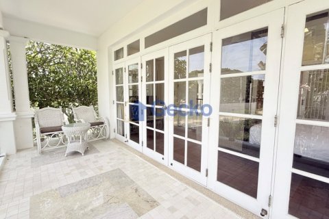 House in Pattaya, Thailand 3 bedrooms № 196210 - photo 24