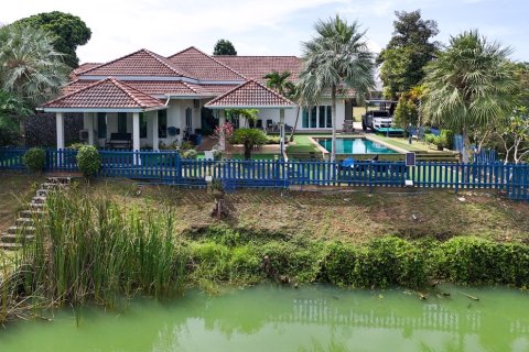 บ้านในพัทยา, ประเทศไทย 4 ห้องนอน № 196209 - รูปถ่าย 29