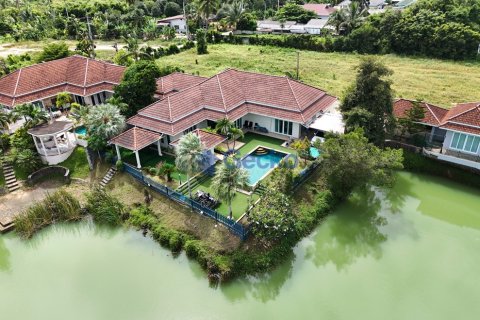 บ้านในพัทยา, ประเทศไทย 4 ห้องนอน № 196209 - รูปถ่าย 2