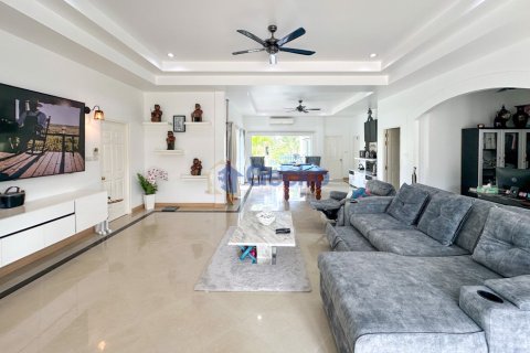 บ้านในพัทยา, ประเทศไทย 4 ห้องนอน № 196209 - รูปถ่าย 13