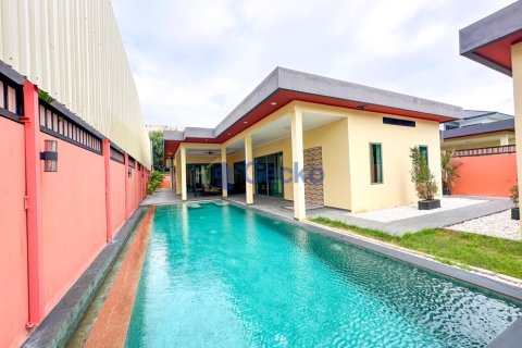 Maison à Pattaya, Thaïlande 5 chambres № 196208
