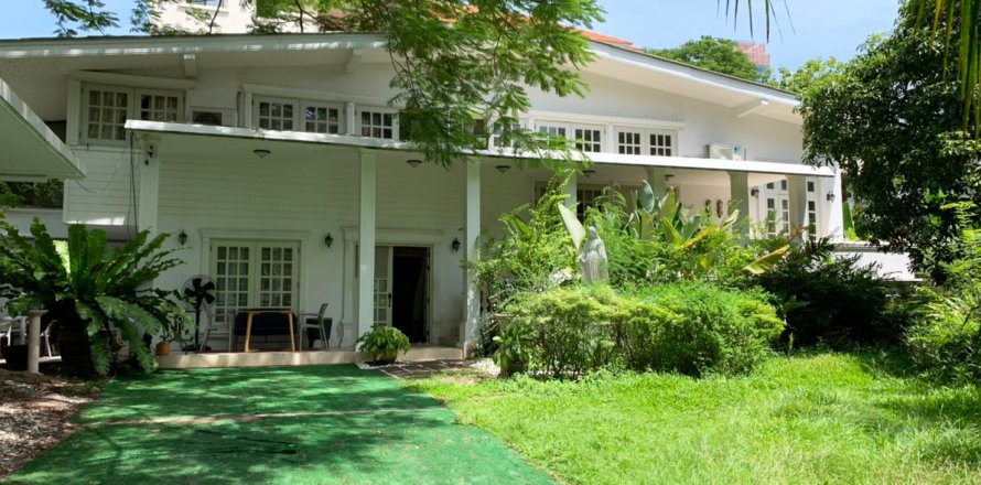 Дом в Бангкоке, Таиланд с 3 спальнями  № 143460