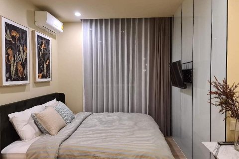 Condo in Bangkok, Thailand, 1 bedroom  № 143461 - photo 4