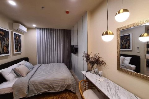 Condo in Bangkok, Thailand, 1 bedroom  № 143461 - photo 3