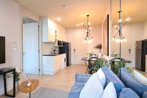 Condo in Bangkok, Thailand, 1 bedroom  № 143461 - photo 2