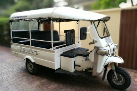 Condo in Bangkok, Thailand, 2 bedrooms № 143465 - photo 6