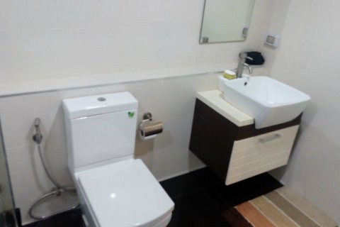 Wohnung in Kamala, Thailand 2 Schlafzimmer № 223272 - Foto 8