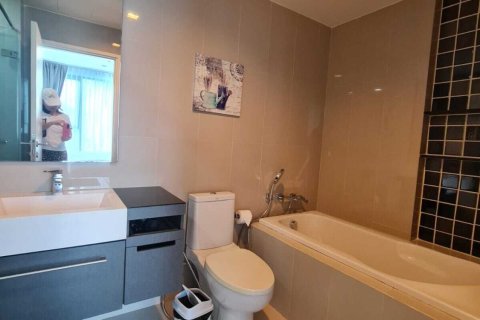 Condo à Kathu, Thaïlande, 2 chambres  № 150216 - photo 5