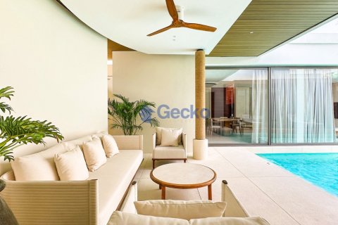 House in Pattaya, Thailand 3 bedrooms № 196331 - photo 18