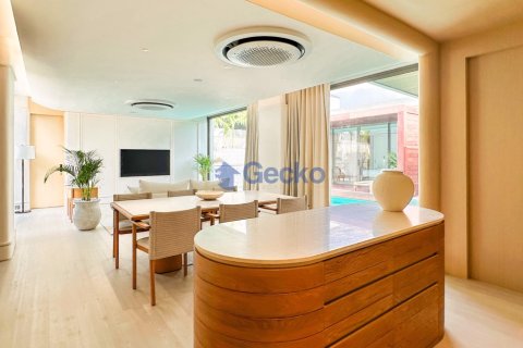 House in Pattaya, Thailand 3 bedrooms № 196331 - photo 28