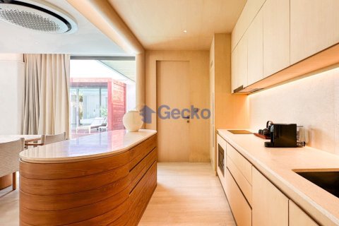 House in Pattaya, Thailand 3 bedrooms № 196331 - photo 26