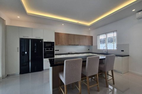 Вилла в Хуа Хине, Таиланд с 3 спальнями № 146955 - фото 9