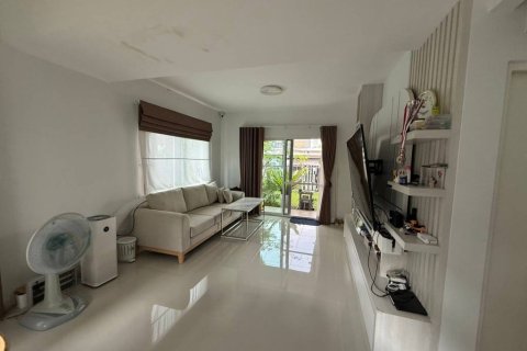 House in Chiang Rai, Thailand 3 bedrooms № 146952 - photo 3