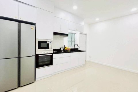 Вилла в Паттайе, Таиланд с 3 спальнями  № 172794 - фото 7