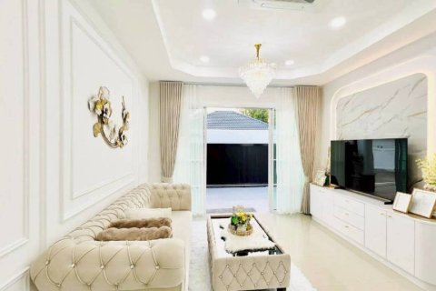 Вилла в Паттайе, Таиланд с 3 спальнями  № 172794 - фото 3