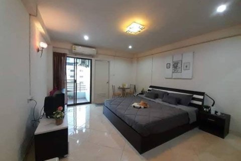 Propriété commerciale à Pattaya, Thaïlande 2080 m2 № 172800 - photo 3