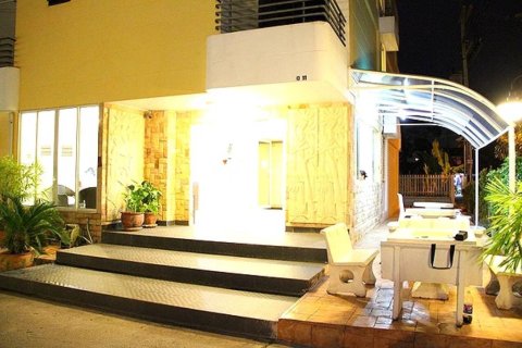 Propriété commerciale à Pattaya, Thaïlande 2080 m2 № 172800 - photo 2