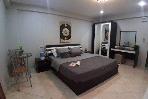 Propriété commerciale à Pattaya, Thaïlande 2080 m2 № 172800 - photo 6