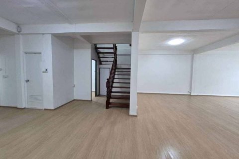 Таунхаус в Банг-Кхо-Лаеме, Бангкок, Таиланд с 3 спальнями  № 172796 - фото 3