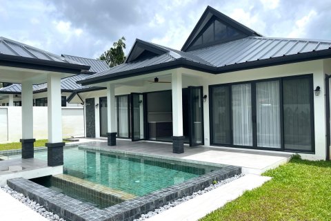 Villa in Pa Klok, Thailand 3 bedrooms № 161983 - photo 2