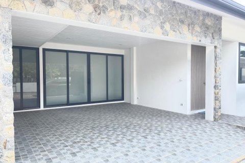 Villa in Pa Klok, Thailand 3 bedrooms № 161983 - photo 20