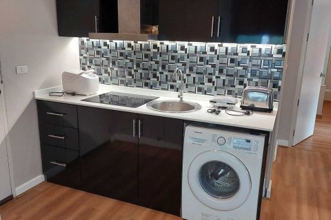 Condo à Khlong San, Bangkok, Thaïlande, 2 chambres № 161980 - photo 5