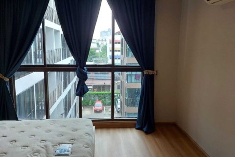 Condo à Khlong San, Bangkok, Thaïlande, 2 chambres № 161980 - photo 10