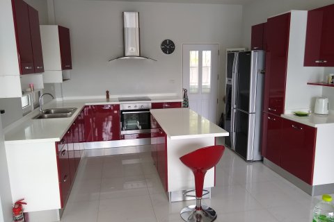 Villa in Pattaya, Thailand 3 bedrooms № 161982 - photo 4