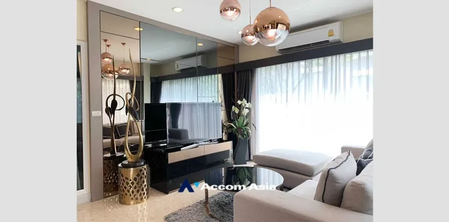Haus in Saphan Sung, Bangkok, Thailand 4 Schlafzimmer № 217310