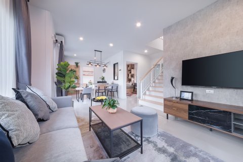 House in Bang Lamung, Thailand 4 bedrooms № 157603 - photo 21