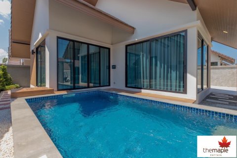 House in Pattaya, Thailand 2 bedrooms № 157607 - photo 24