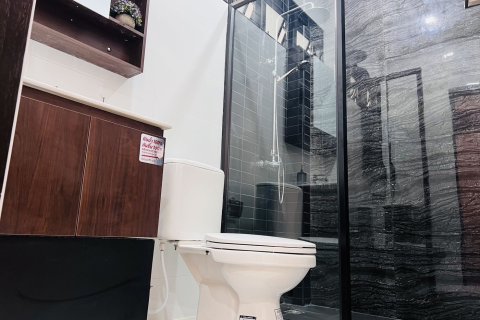 House in Bang Lamung, Thailand 2 bedrooms № 157604 - photo 13