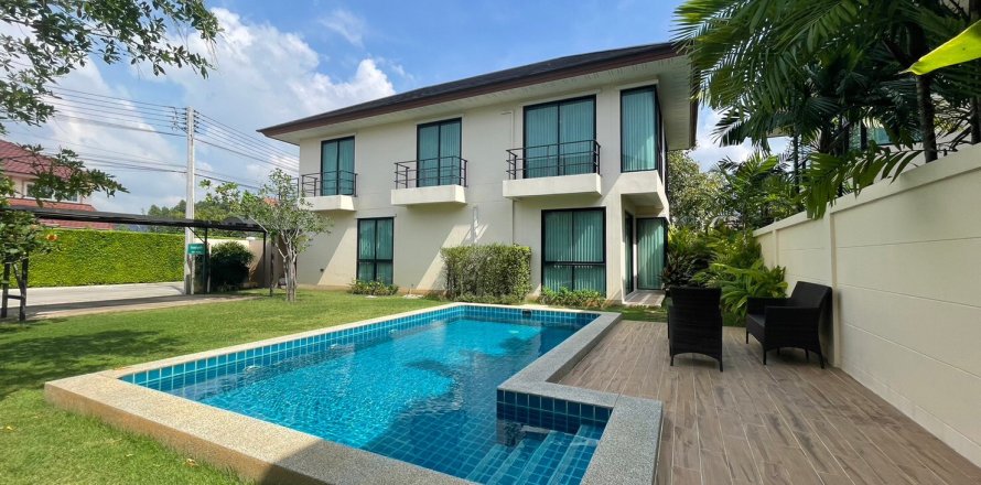 Studio in Bang Lamung, Thailand № 157606