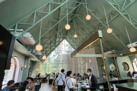 Commercial property in Chiang Mai, Thailand 415 sq.m. № 162836 - photo 7