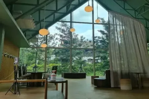 Propriété commerciale à Chiang Mai, Thaïlande 415 m2 № 162836 - photo 2