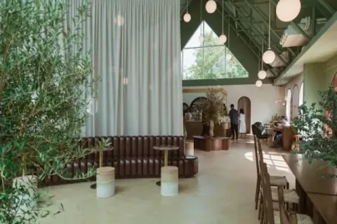 Commercial property in Chiang Mai, Thailand 415 sq.m. № 162836 - photo 5